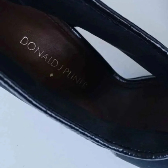 Donald J Pliner Womens Ashlyn Heel Size 8 M Black Zip up Peep-Toe - Picture 2 of 10